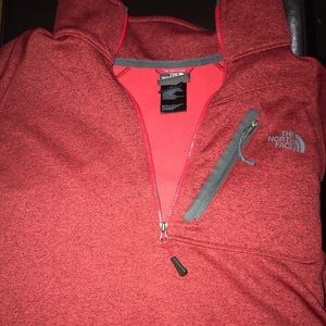 The North Face 1/2 zip pullover